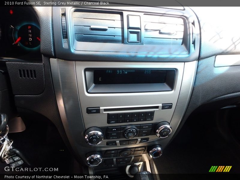 Sterling Grey Metallic / Charcoal Black 2010 Ford Fusion SE