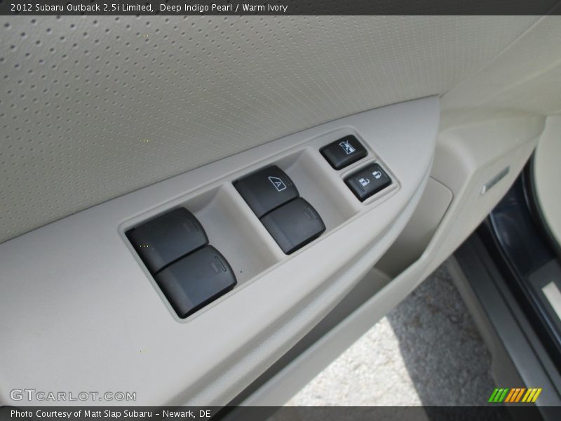 Deep Indigo Pearl / Warm Ivory 2012 Subaru Outback 2.5i Limited