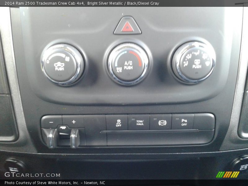 Bright Silver Metallic / Black/Diesel Gray 2014 Ram 2500 Tradesman Crew Cab 4x4