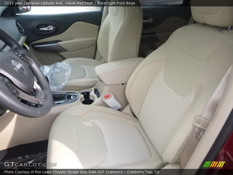 Velvet Red Pearl / Black/Light Frost Beige 2019 Jeep Cherokee Latitude 4x4