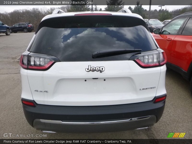 Bright White / Black/Ski Grey 2019 Jeep Cherokee Limited 4x4