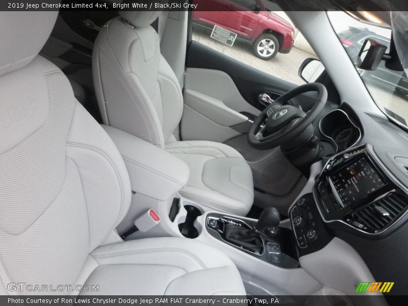 Bright White / Black/Ski Grey 2019 Jeep Cherokee Limited 4x4