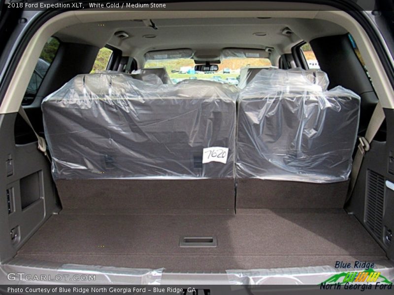 White Gold / Medium Stone 2018 Ford Expedition XLT