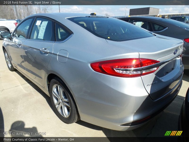 Ingot Silver / Ebony 2018 Ford Fusion SE