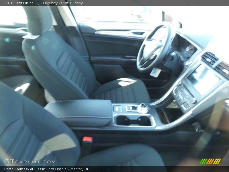 Burgundy Velvet / Ebony 2018 Ford Fusion SE