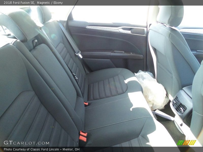 Magnetic / Ebony 2018 Ford Fusion SE