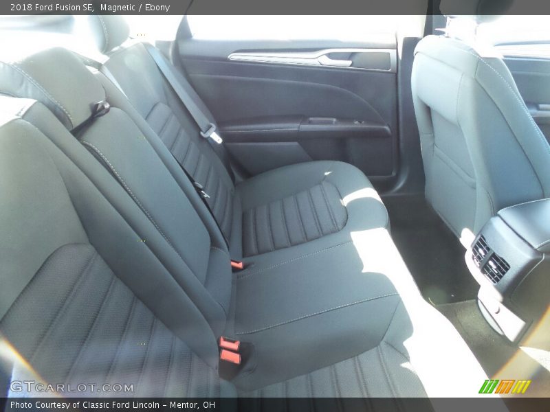 Magnetic / Ebony 2018 Ford Fusion SE