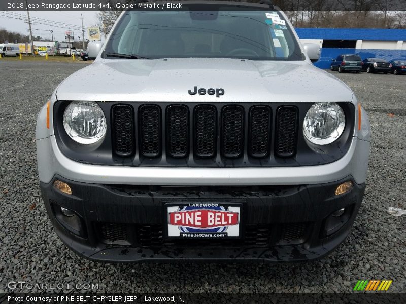 Glacier Metallic / Black 2018 Jeep Renegade Latitude 4x4