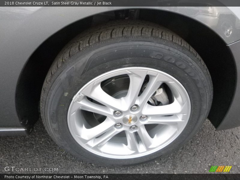 Satin Steel Gray Metallic / Jet Black 2018 Chevrolet Cruze LT