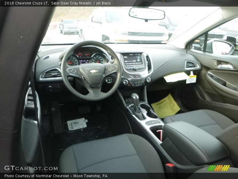 Satin Steel Gray Metallic / Jet Black 2018 Chevrolet Cruze LT