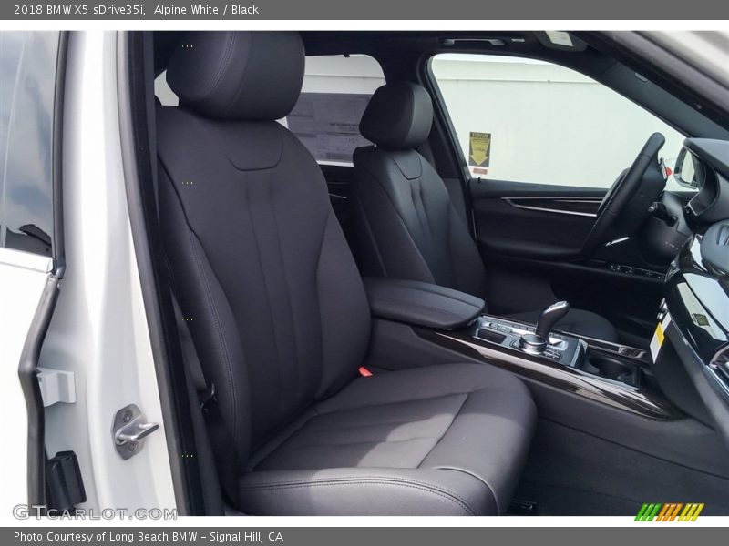 Alpine White / Black 2018 BMW X5 sDrive35i