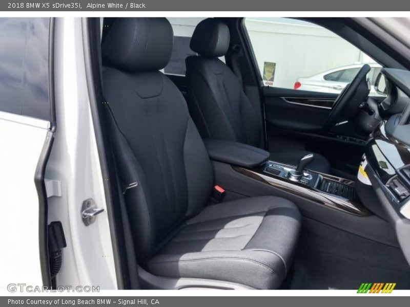 Alpine White / Black 2018 BMW X5 sDrive35i