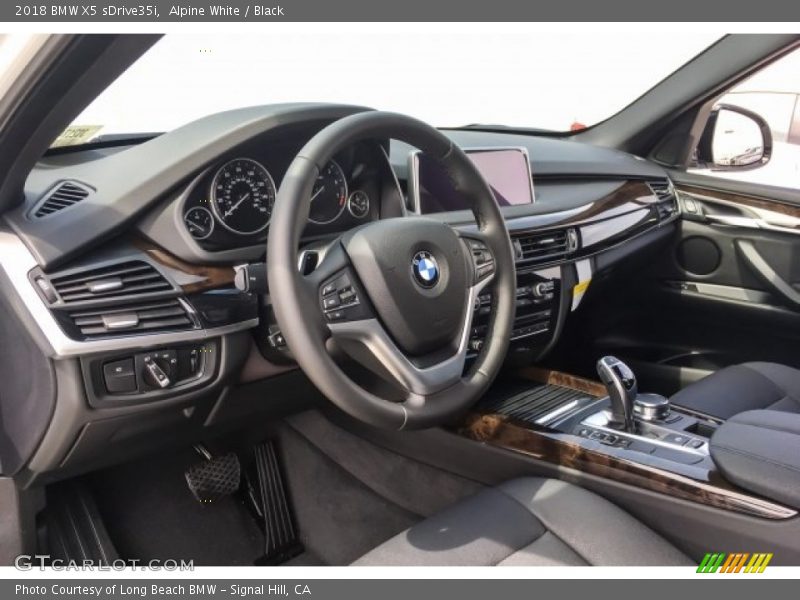 Alpine White / Black 2018 BMW X5 sDrive35i