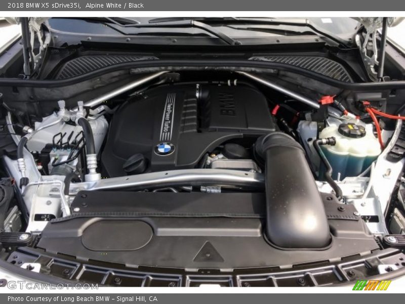 Alpine White / Black 2018 BMW X5 sDrive35i