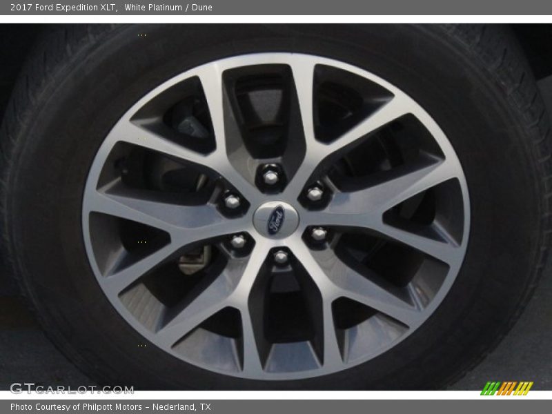 White Platinum / Dune 2017 Ford Expedition XLT