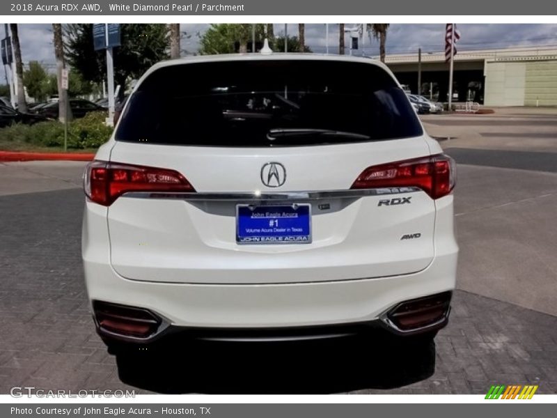 White Diamond Pearl / Parchment 2018 Acura RDX AWD