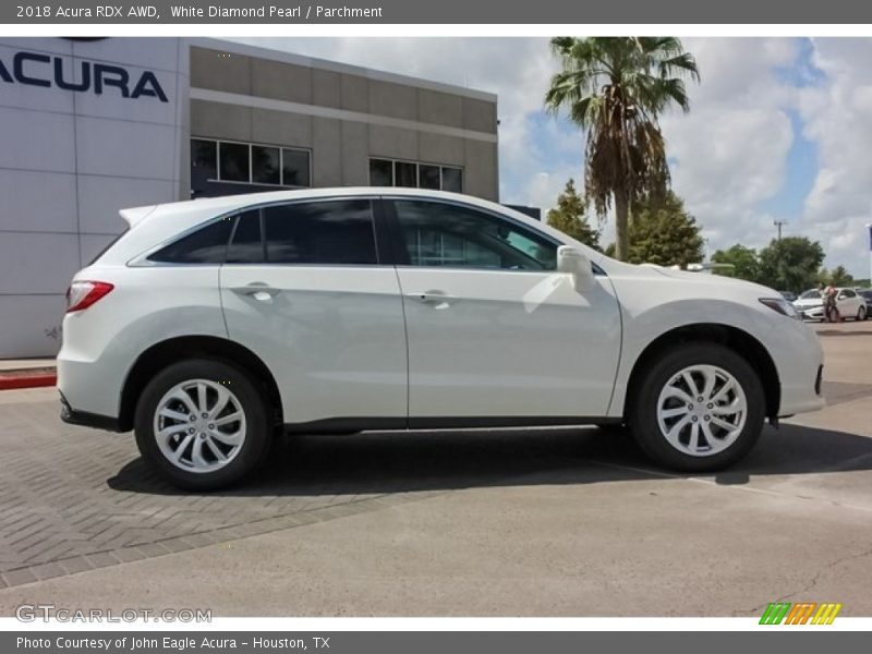 White Diamond Pearl / Parchment 2018 Acura RDX AWD