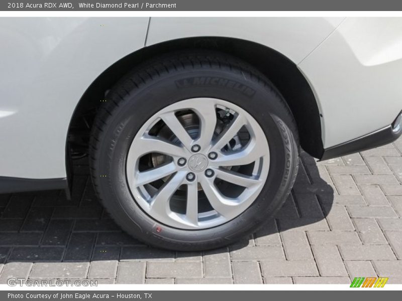 White Diamond Pearl / Parchment 2018 Acura RDX AWD