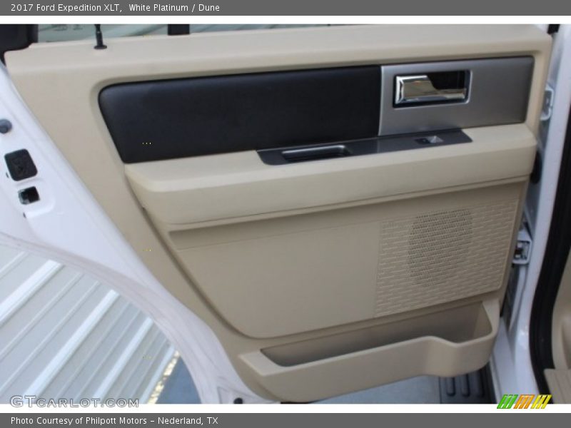 White Platinum / Dune 2017 Ford Expedition XLT