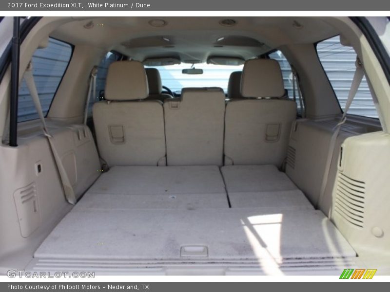 White Platinum / Dune 2017 Ford Expedition XLT