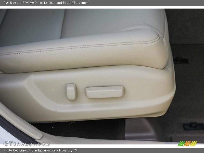 White Diamond Pearl / Parchment 2018 Acura RDX AWD