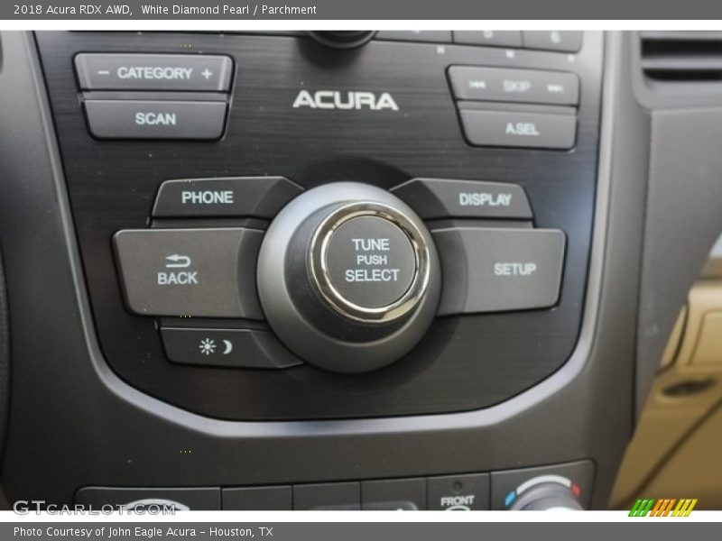 White Diamond Pearl / Parchment 2018 Acura RDX AWD