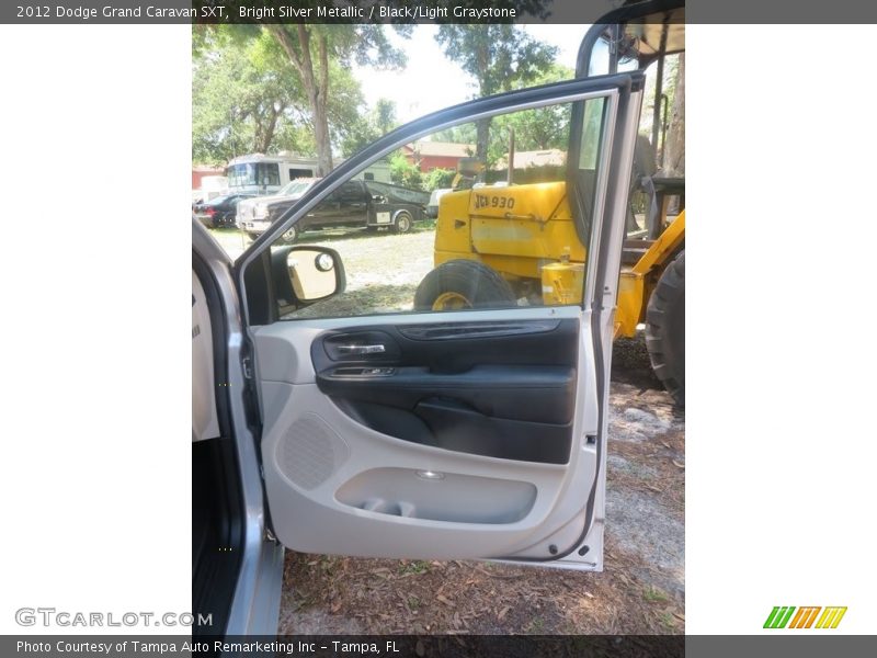 Bright Silver Metallic / Black/Light Graystone 2012 Dodge Grand Caravan SXT