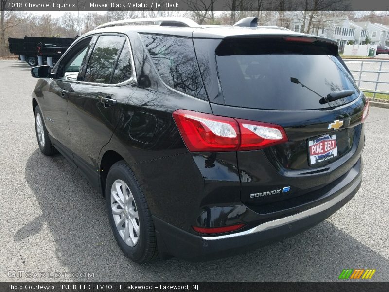 Mosaic Black Metallic / Jet Black 2018 Chevrolet Equinox LT