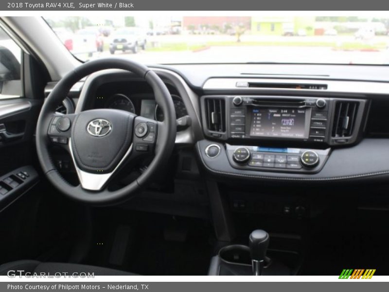 Super White / Black 2018 Toyota RAV4 XLE
