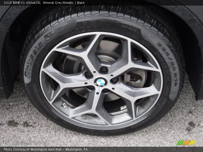 Mineral Grey Metallic / Black 2016 BMW X1 xDrive28i
