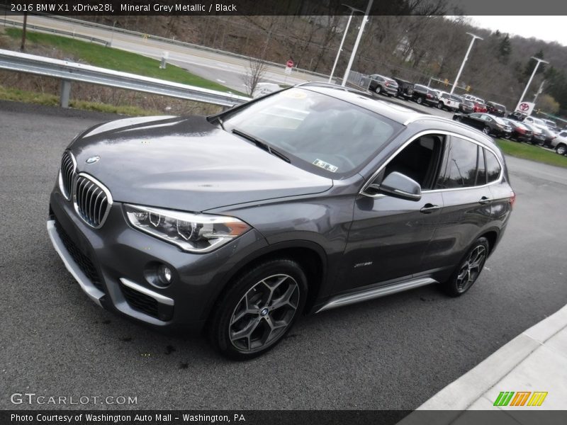 Mineral Grey Metallic / Black 2016 BMW X1 xDrive28i