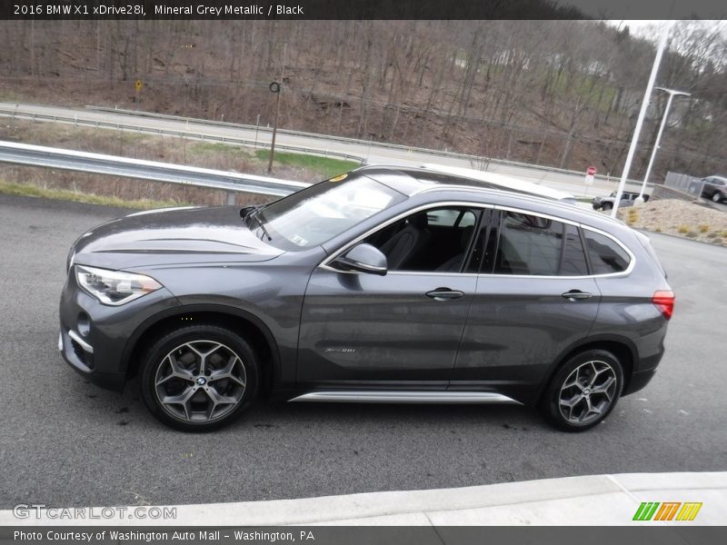 Mineral Grey Metallic / Black 2016 BMW X1 xDrive28i