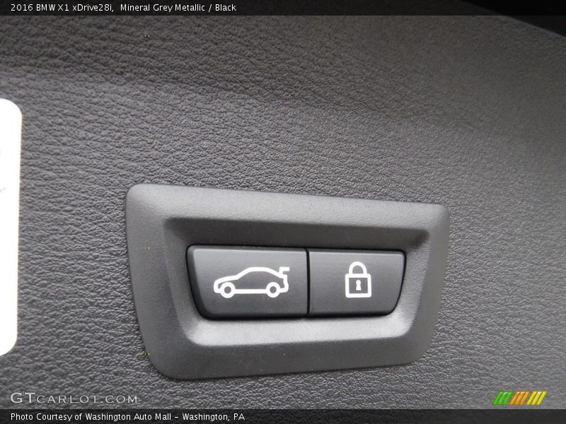 Mineral Grey Metallic / Black 2016 BMW X1 xDrive28i