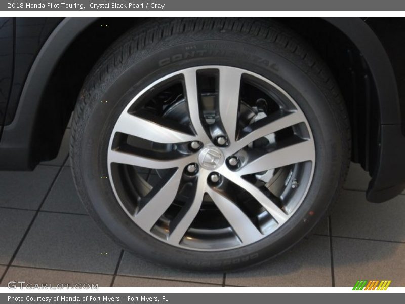 Crystal Black Pearl / Gray 2018 Honda Pilot Touring