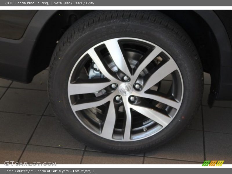 Crystal Black Pearl / Gray 2018 Honda Pilot Touring