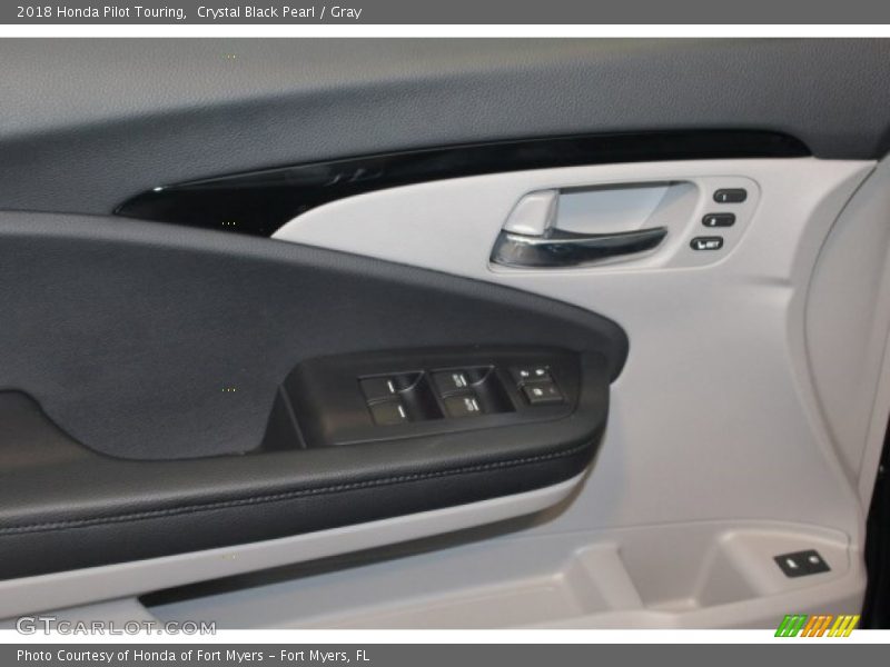 Crystal Black Pearl / Gray 2018 Honda Pilot Touring