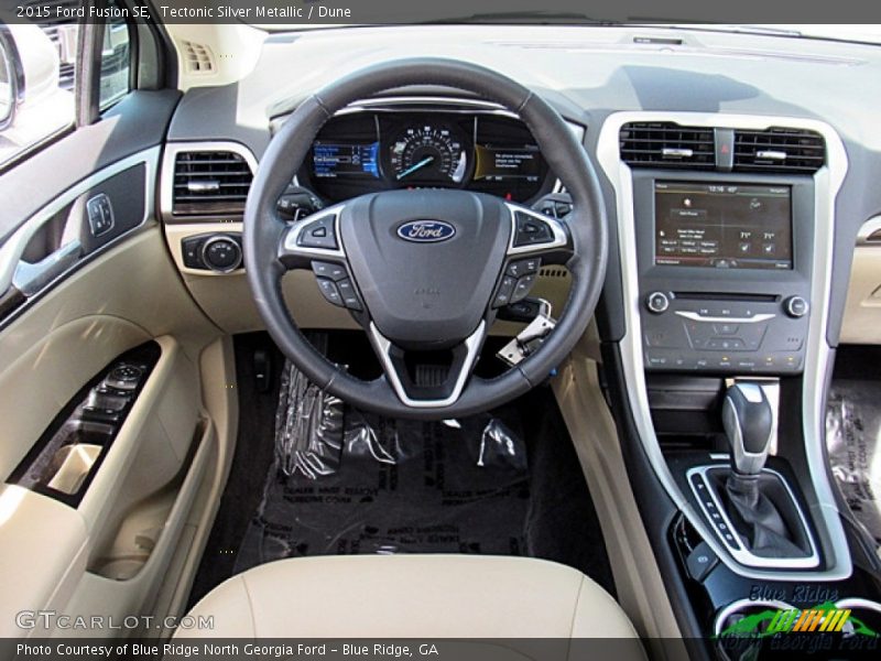 Tectonic Silver Metallic / Dune 2015 Ford Fusion SE