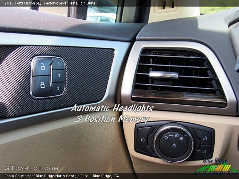 Tectonic Silver Metallic / Dune 2015 Ford Fusion SE