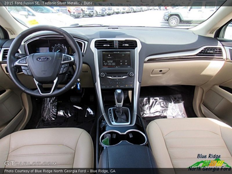 Tectonic Silver Metallic / Dune 2015 Ford Fusion SE