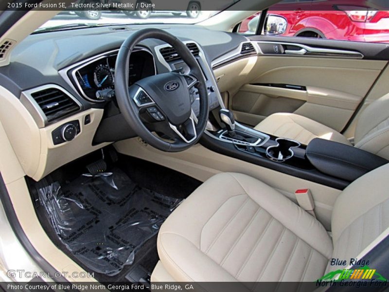 Tectonic Silver Metallic / Dune 2015 Ford Fusion SE