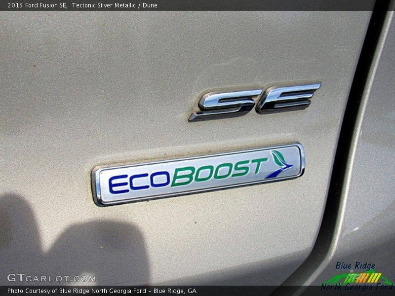Tectonic Silver Metallic / Dune 2015 Ford Fusion SE