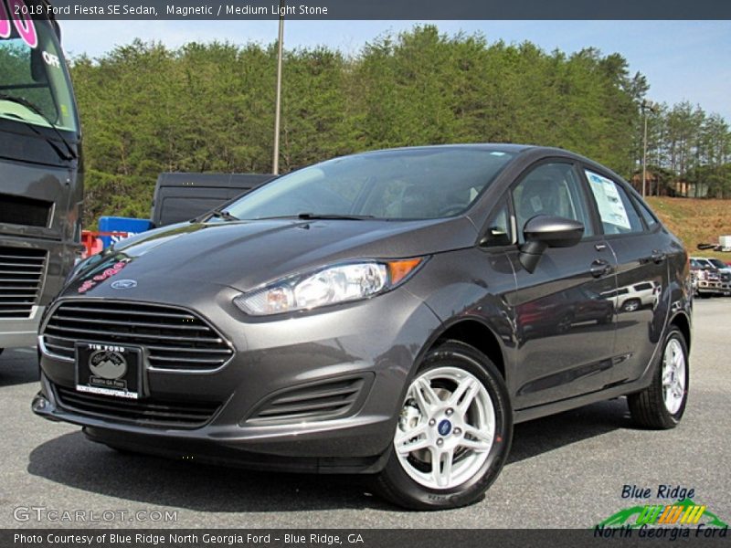Magnetic / Medium Light Stone 2018 Ford Fiesta SE Sedan