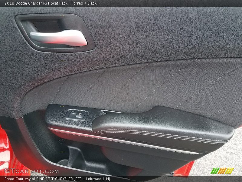 Torred / Black 2018 Dodge Charger R/T Scat Pack