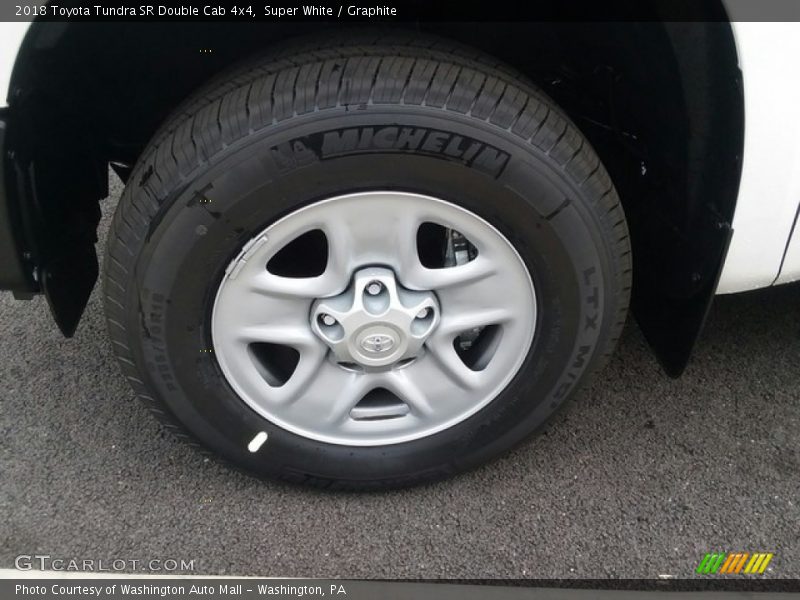 Super White / Graphite 2018 Toyota Tundra SR Double Cab 4x4