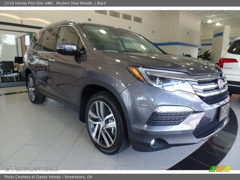 Modern Steel Metallic / Black 2018 Honda Pilot Elite AWD