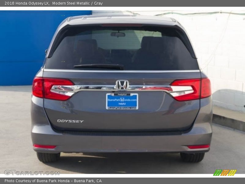 Modern Steel Metallic / Gray 2018 Honda Odyssey LX