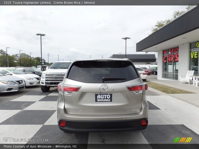 Creme Brulee Mica / Almond 2015 Toyota Highlander Limited