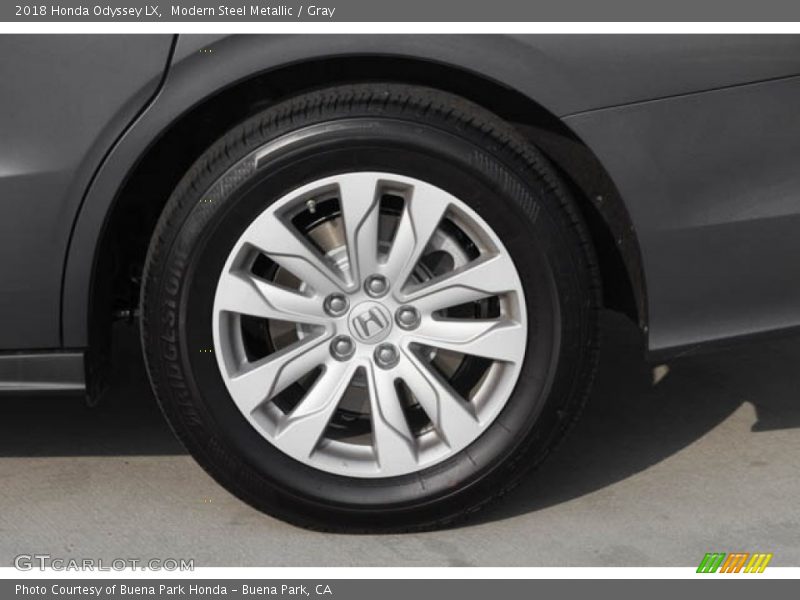 Modern Steel Metallic / Gray 2018 Honda Odyssey LX