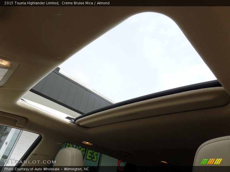 Creme Brulee Mica / Almond 2015 Toyota Highlander Limited
