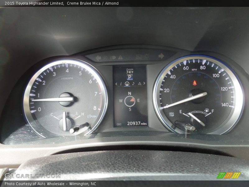 Creme Brulee Mica / Almond 2015 Toyota Highlander Limited